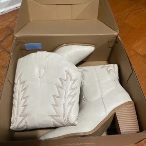 JustFab White Western Block Heel Ankle Boots